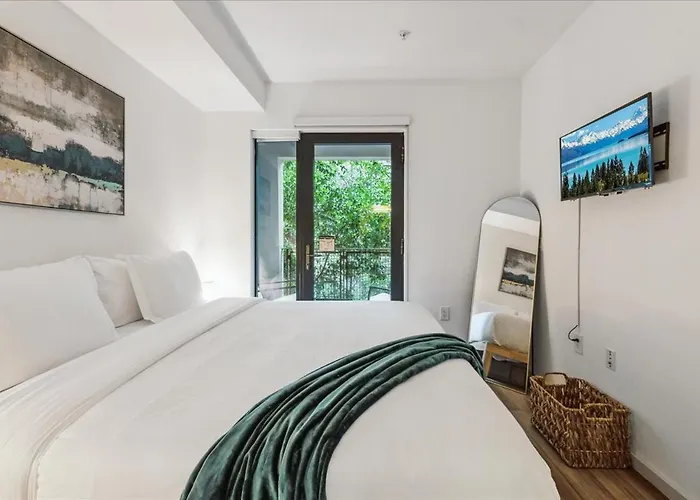Cozy 1Br Apt In Hollywood W Pool, Gym And Parking